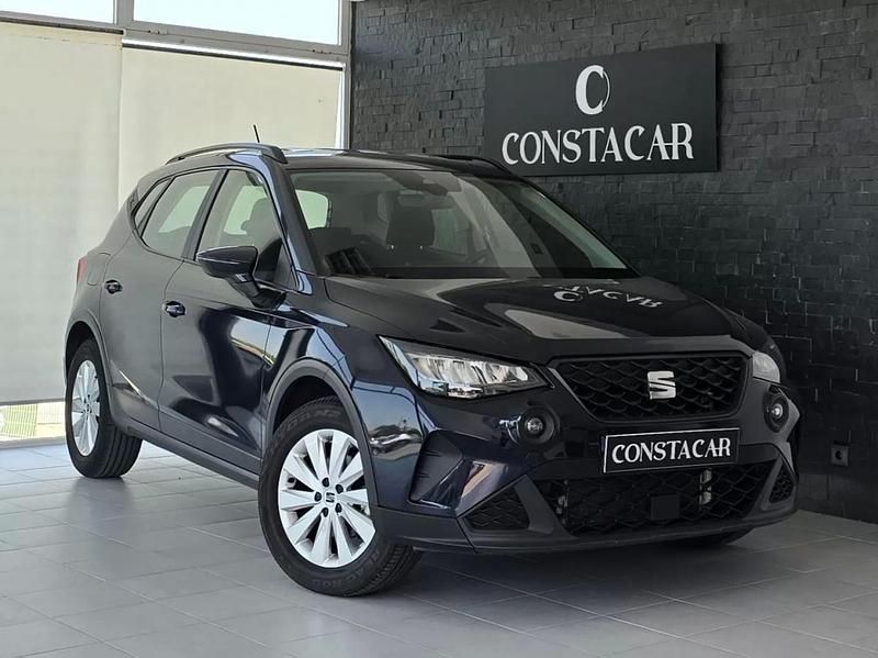 Azul Usado 2022 Seat Arona XCELLENCE SUV | € 17.750 (Preço justo) - Imagem 1/4
