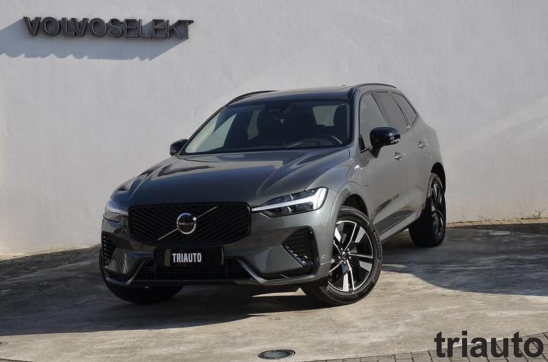 Cinza platinum Usado 2022 Volvo XC60 Plus SUV | € 61.300 (Preço justo) - Imagem 1/4