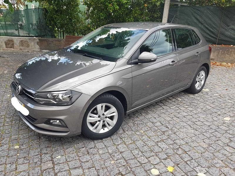 Usado 2018 VW Polo Sedan | € 14.500 (Preço justo) - Imagem 1/4