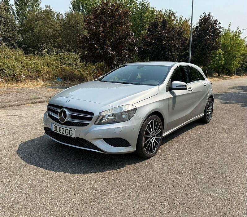 Usado 2013 Mercedes A180 Edition Sedan | € 14.900 - Imagem 1/4