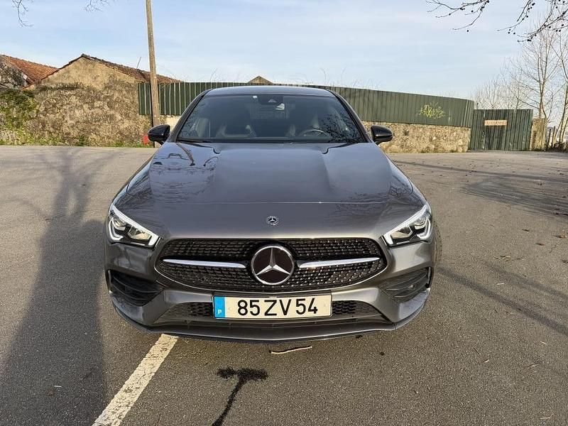 Usado Mercedes CLA200 AMG line 150 HP (110 kW) 2020 Cinza Sedan