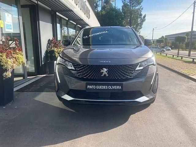 Usado Peugeot 3008 131 HP (96 kW) 2023 Cinzento SUV