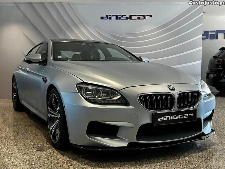 Cinza Usado 2013 BMW M6 Coupé | € 54.900 - Imagem 1/1