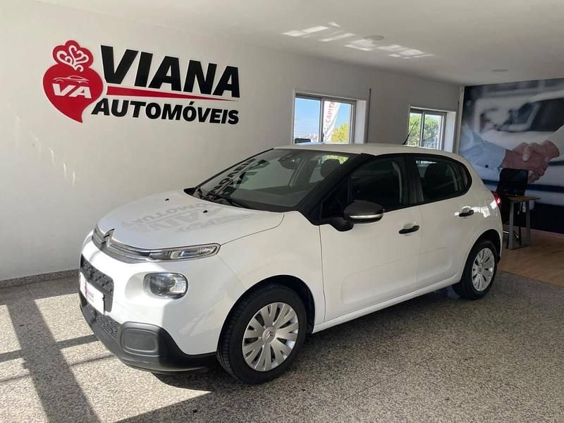Branco Usado 2017 Citroën C3 Attraction Citadino | € 11.990 (Preço justo) - Imagem 1/4
