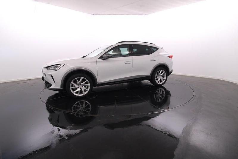 Branco Usado 2023 Cupra Formentor SUV | € 30.900 (Preço justo) - Imagem 1/4