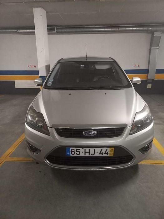 Usado 2009 Ford Focus Titanium Sedan | € 3.500 (Preço justo) - Imagem 1/3