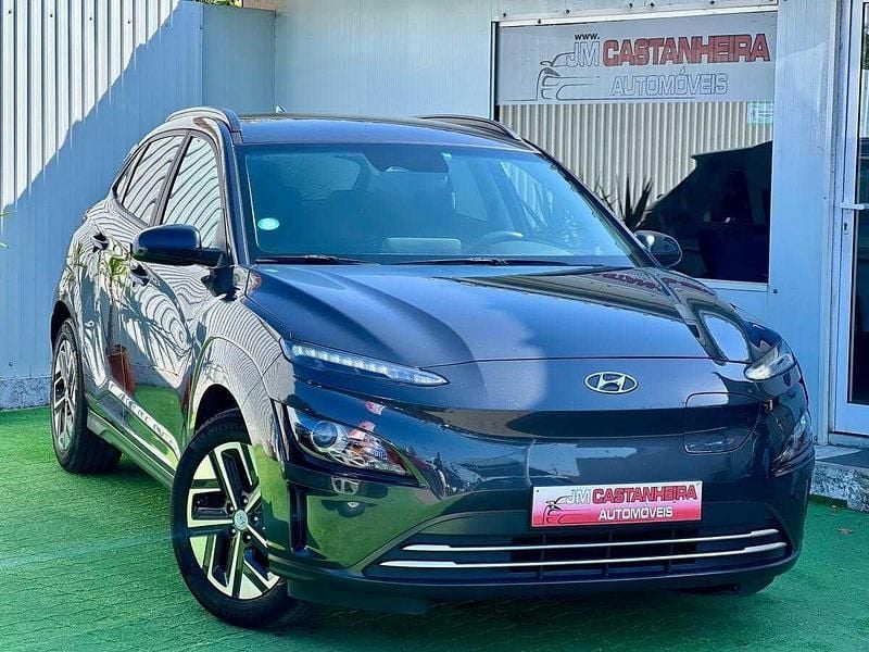 Cinza Usado 2022 Hyundai Kauai SUV | € 21.500 (Preço justo) - Imagem 1/2