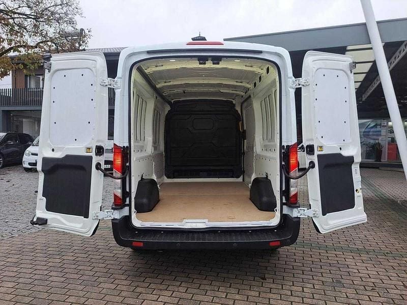 Usado Ford Transit Trend 130 HP (95 kW) 2017 Branco Sedan