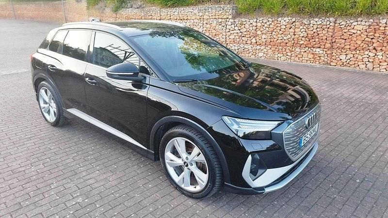 Preto Usado 2022 Audi Q4 e-tron SUV | € 28.900 - Imagem 1/4