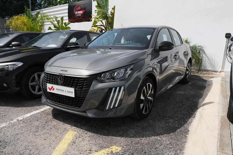 Cinzento Usado 2024 Peugeot 208 Citadino | € 18.750 (Preço justo) - Imagem 1/4