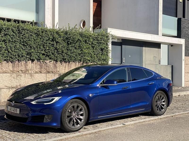 Usado 2017 Tesla Model S Citadino | € 23.999 (Preço justo) - Imagem 1/4