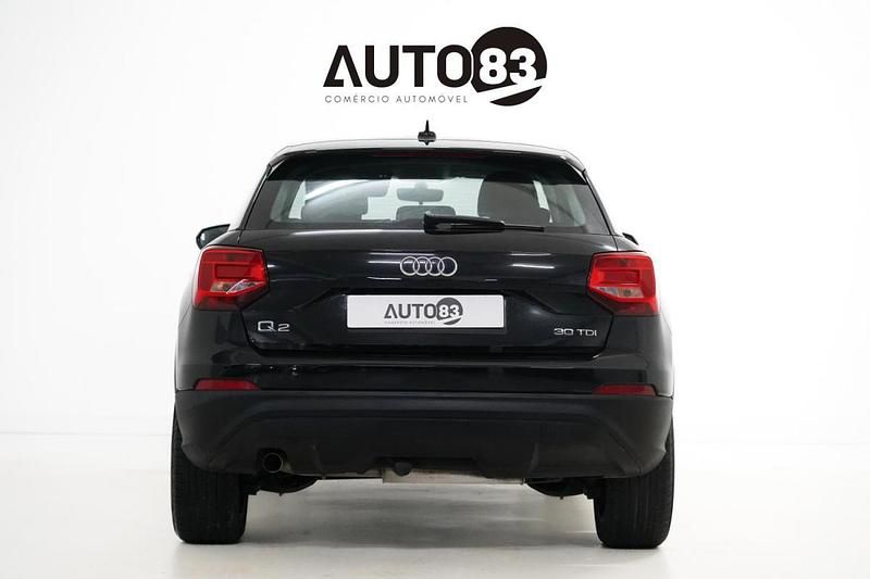 Usado Audi Q2 116 HP (85 kW) 2019 Preto SUV