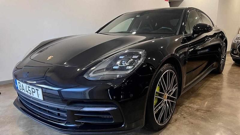Usado Porsche Panamera 462 HP (339 kW) 2017 Preto Citadino