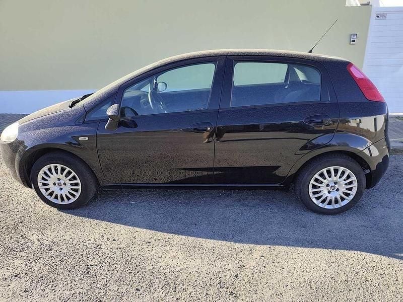Usado 2010 Fiat Punto Citadino | € 6.000 - Imagem 1/4