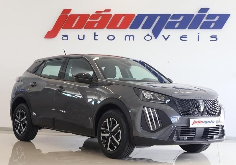 Cinzento Usado 2024 Peugeot 2008 SUV | € 18.500 (Bom preço) - Imagem 1/4