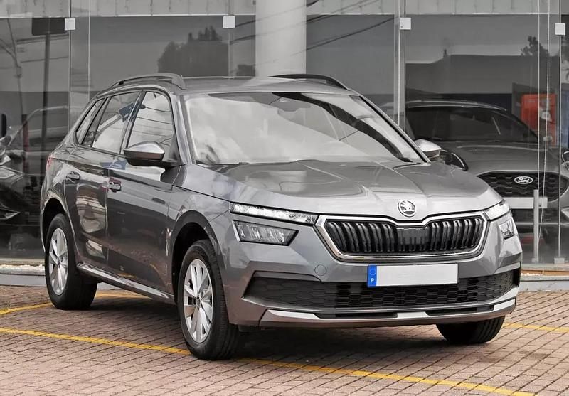 Cinza escuro Usado 2023 Skoda Kamiq Ambition SUV | € 17.900 (Preço elevado) - Imagem 1/4