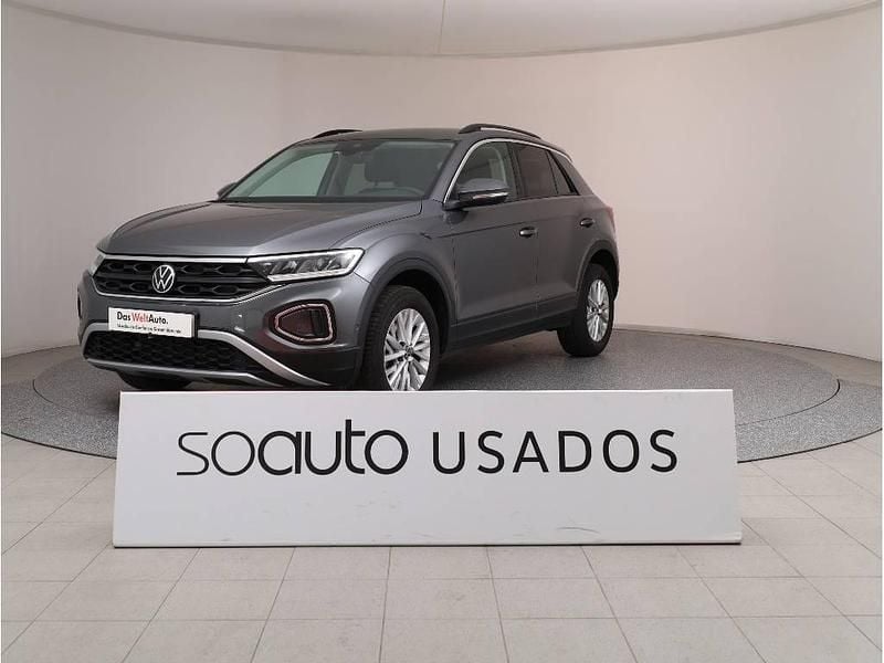 Cinzento escuro metalizado Usado 2024 VW T-Roc SUV | € 23.990 (Preço justo) - Imagem 1/4