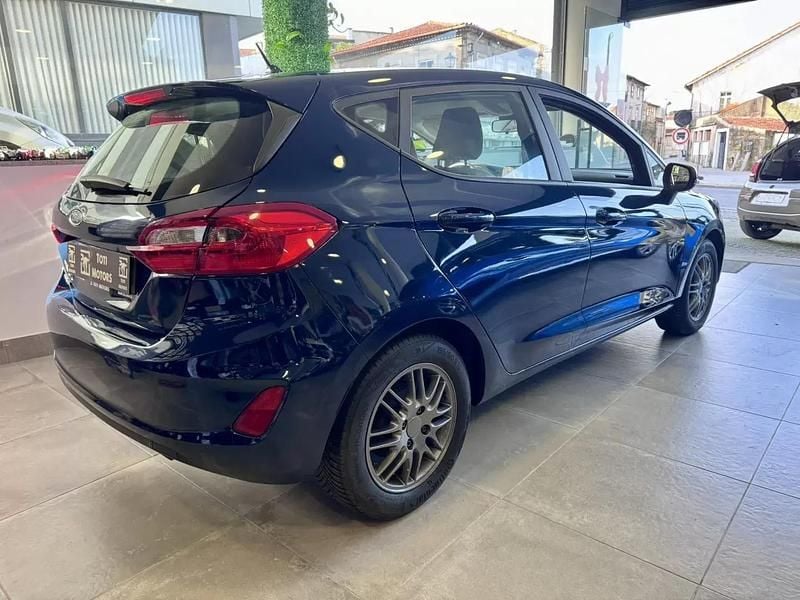 Usado Ford Fiesta 85 HP (62 kW) 2019 Azul Citadino