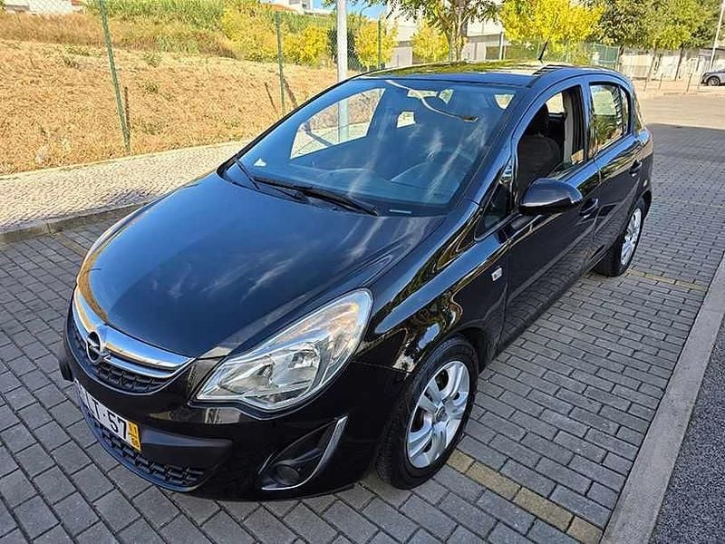Preto Usado 2011 Opel Corsa Citadino | € 6.500 (Preço justo) - Imagem 1/4