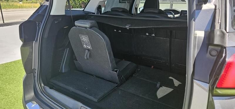 Usado Peugeot 5008 130 HP (95 kW) 2019 Cinzento Monovolume