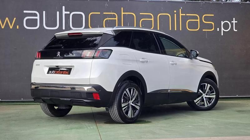 Usado Peugeot 3008 Allure 130 HP (95 kW) 2021 Branco SUV