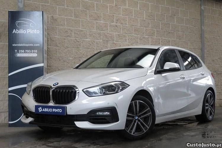 Usado BMW 116 Advantage 109 HP (80 kW) 2021 Branco Citadino