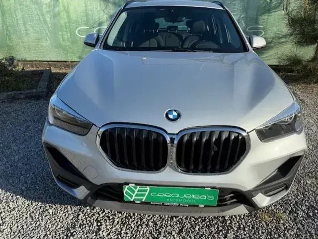 Usado BMW X1 xLine 150 HP (110 kW) 2020 Cinza prata SUV