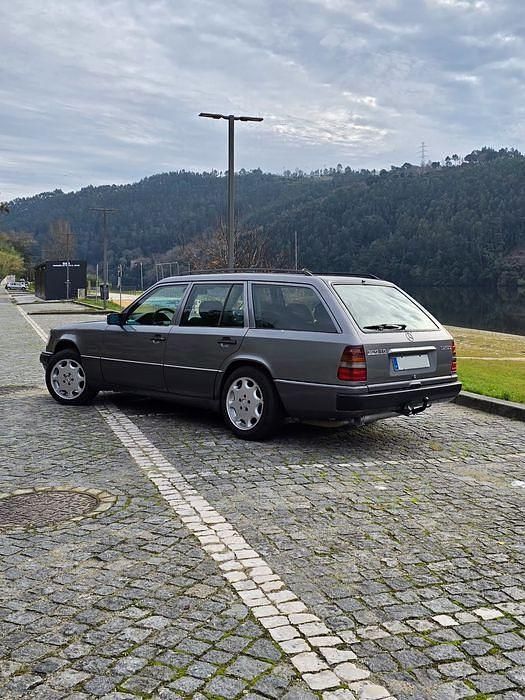 Usado Mercedes E250 1995 Sedan