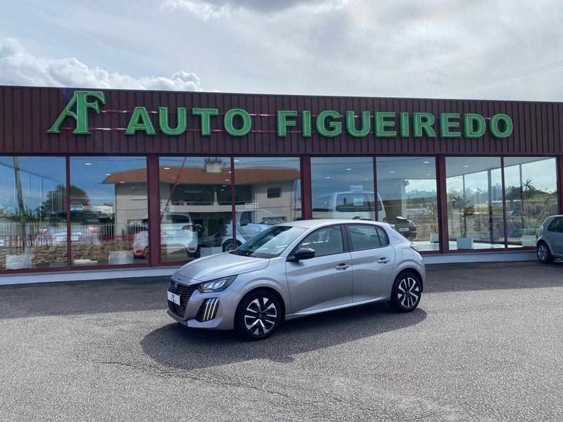Cinzento Usado 2024 Peugeot 208 Citadino | € 17.380 (Preço justo) - Imagem 1/4