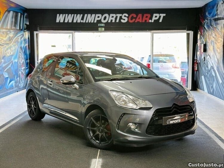 Cinza Usado 2011 Citroën DS3 So Chic Coupé | € 9.599 (Preço justo) - Imagem 1/1