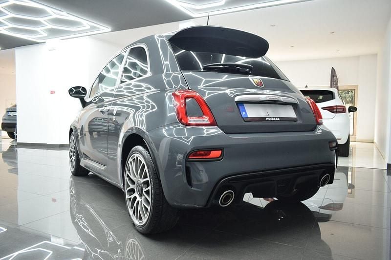 Usado Abarth 500 145 HP (106 kW) 2019 Cinza Citadino