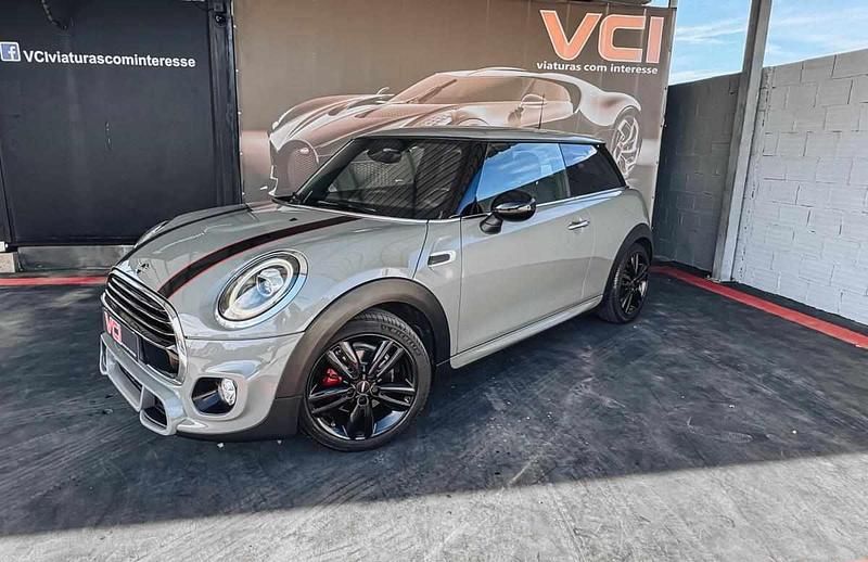 Usado Mini One D 95 HP (69 kW) 2019 Cinzento Citadino