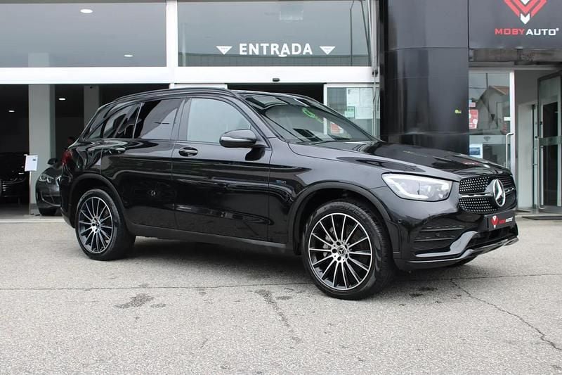 Preto Usado 2020 Mercedes GLC300e SUV | € 36.900 (Preço justo) - Imagem 1/4