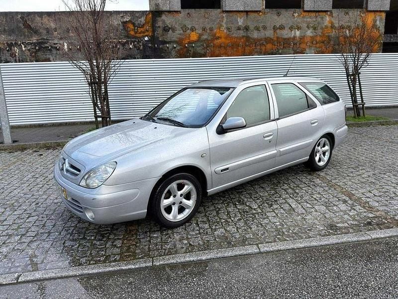 Usado 2003 Citroën Xsara Sedan | € 1.990 (Preço justo) - Imagem 1/4