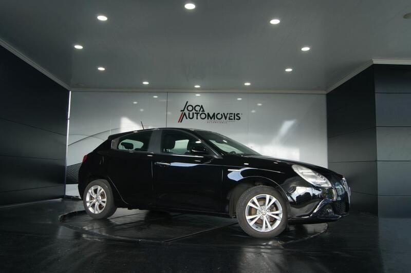 Usado 2012 Alfa Romeo Giulietta Distinctive Citadino | € 11.950 (Caro) - Imagem 1/4