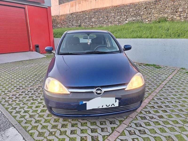 Usado 2003 Opel Corsa Sedan | € 1.890 (Bom preço) - Imagem 1/4