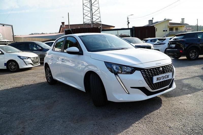 Branco Usado 2021 Peugeot 208 Active Citadino | € 11.750 (Bom preço) - Imagem 1/2