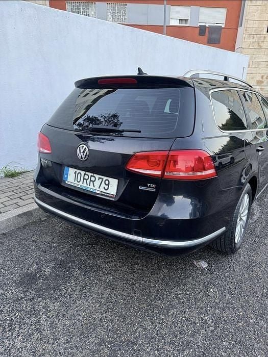 Usado VW Passat 105 HP (77 kW) 2011 Sedan