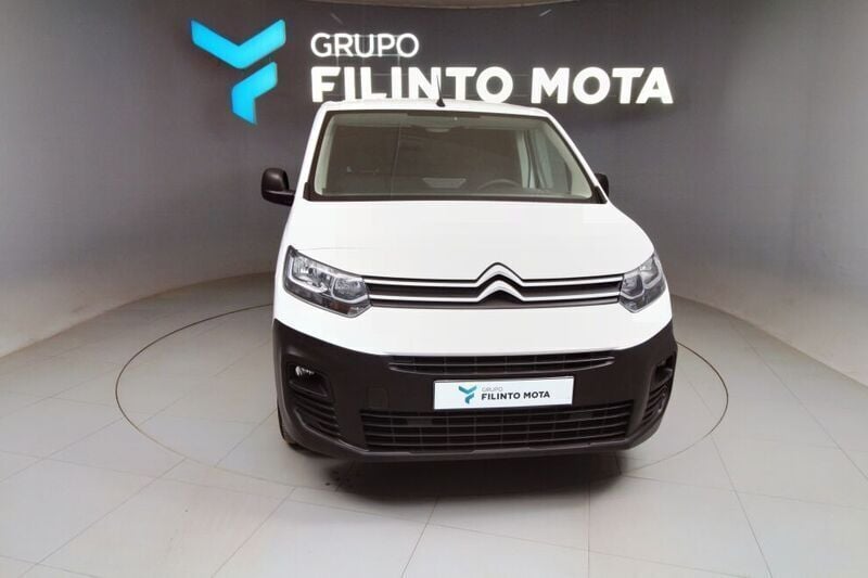 Branco Usado 2022 Citroën Berlingo Monovolume | € 18.990 (Preço justo) - Imagem 1/4