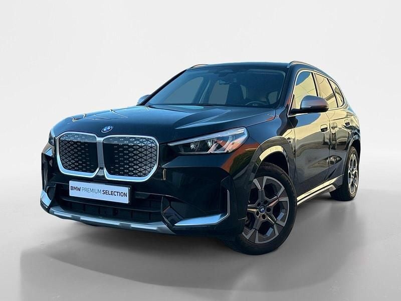 Preto Usado 2024 BMW iX1 SUV | € 43.000 (Preço justo) - Imagem 1/4