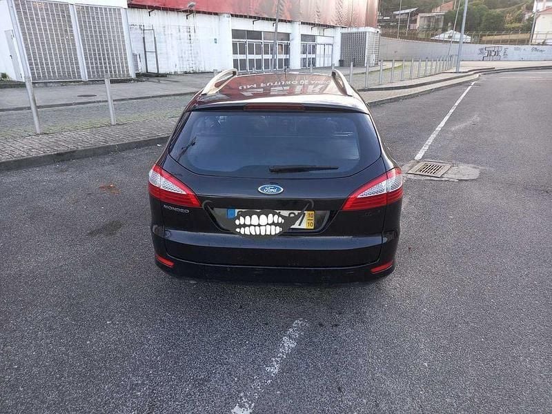 Usado Ford Mondeo Titanium 125 HP (91 kW) 2010 Carrinha