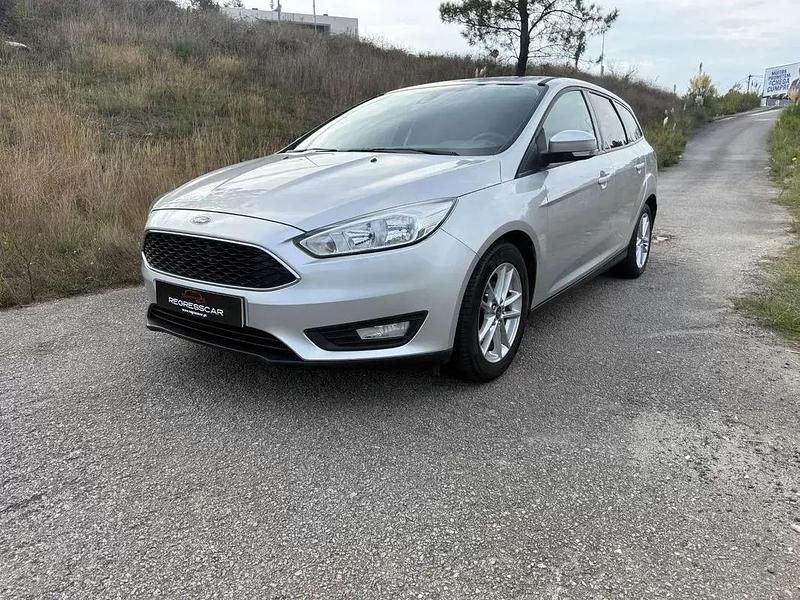 Cinzento Usado 2015 Ford Focus Active Carrinha | € 7.990 (Bom preço) - Imagem 1/4