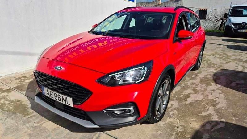 Usado Ford Focus 120 HP (88 kW) 2020 Vermelho Citadino