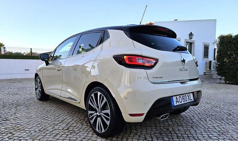 Usado 2017 Renault Clio IV Initiale Paris Sedan | € 13.750 (Preço justo) - Imagem 1/4