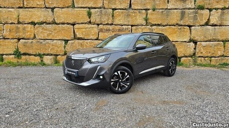 Cinza Usado 2021 Peugeot 2008 Allure SUV | € 21.500 (Preço elevado) - Imagem 1/1
