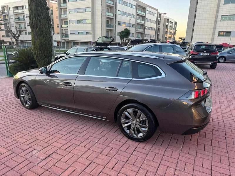 Usado Peugeot 508 SW 130 HP (95 kW) 2019 Cinzento Carrinha