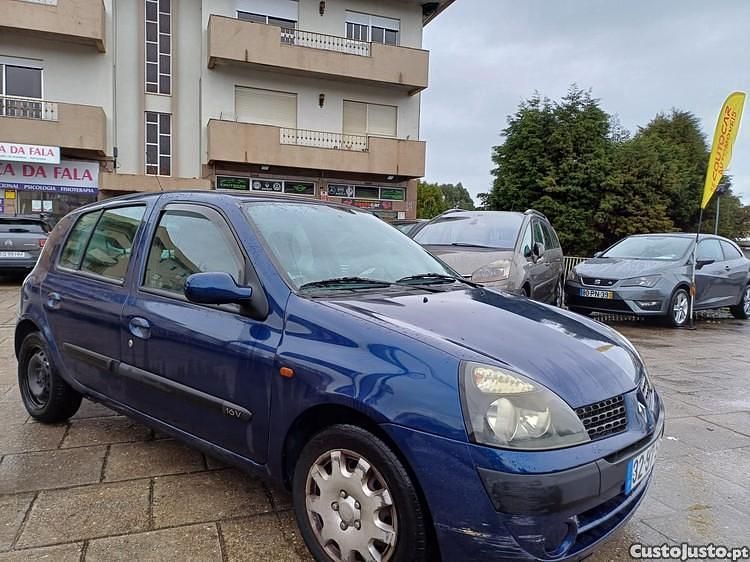 Azul Usado 2001 Renault Clio II | € 1.999 (Preço justo) - Imagem 1/1