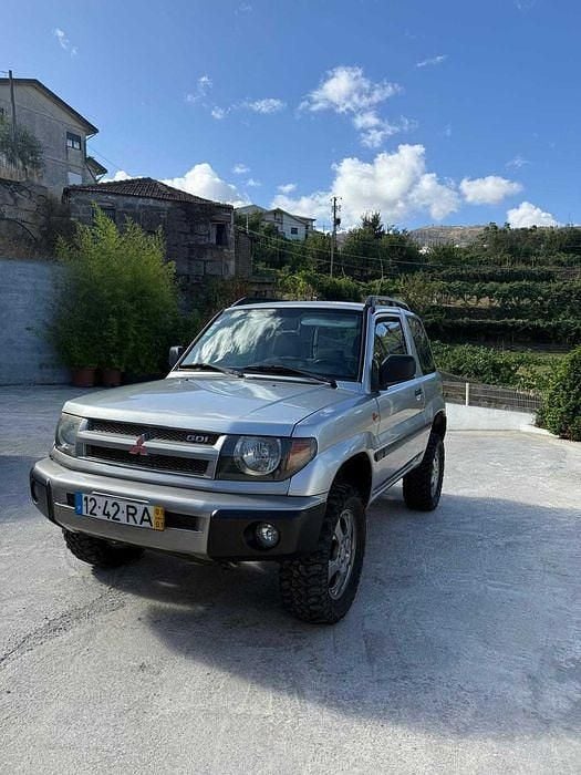 Usado 2021 Mitsubishi Pajero SUV | € 8.000 - Imagem 1/4