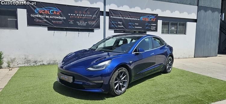 Azul Usado 2020 Tesla Model 3 Sedan | € 22.350 (Preço justo) - Imagem 1/1