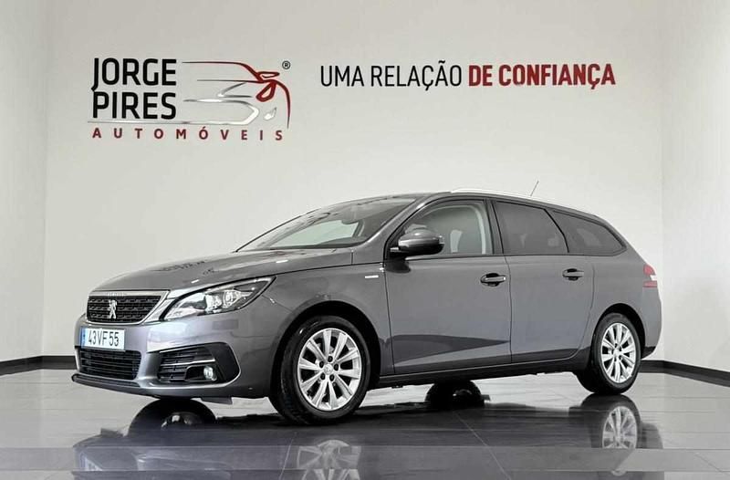 Cinzento Usado 2018 Peugeot 308 Citadino | € 12.990 (Bom preço) - Imagem 1/1
